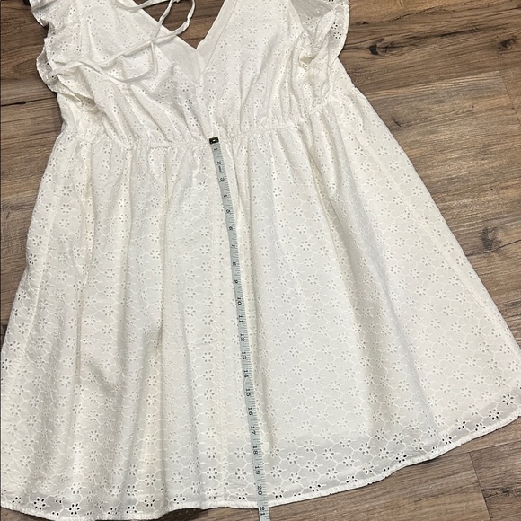 Jessica Simpson White Eyelet Women’s Dress - Picture 8 of 11